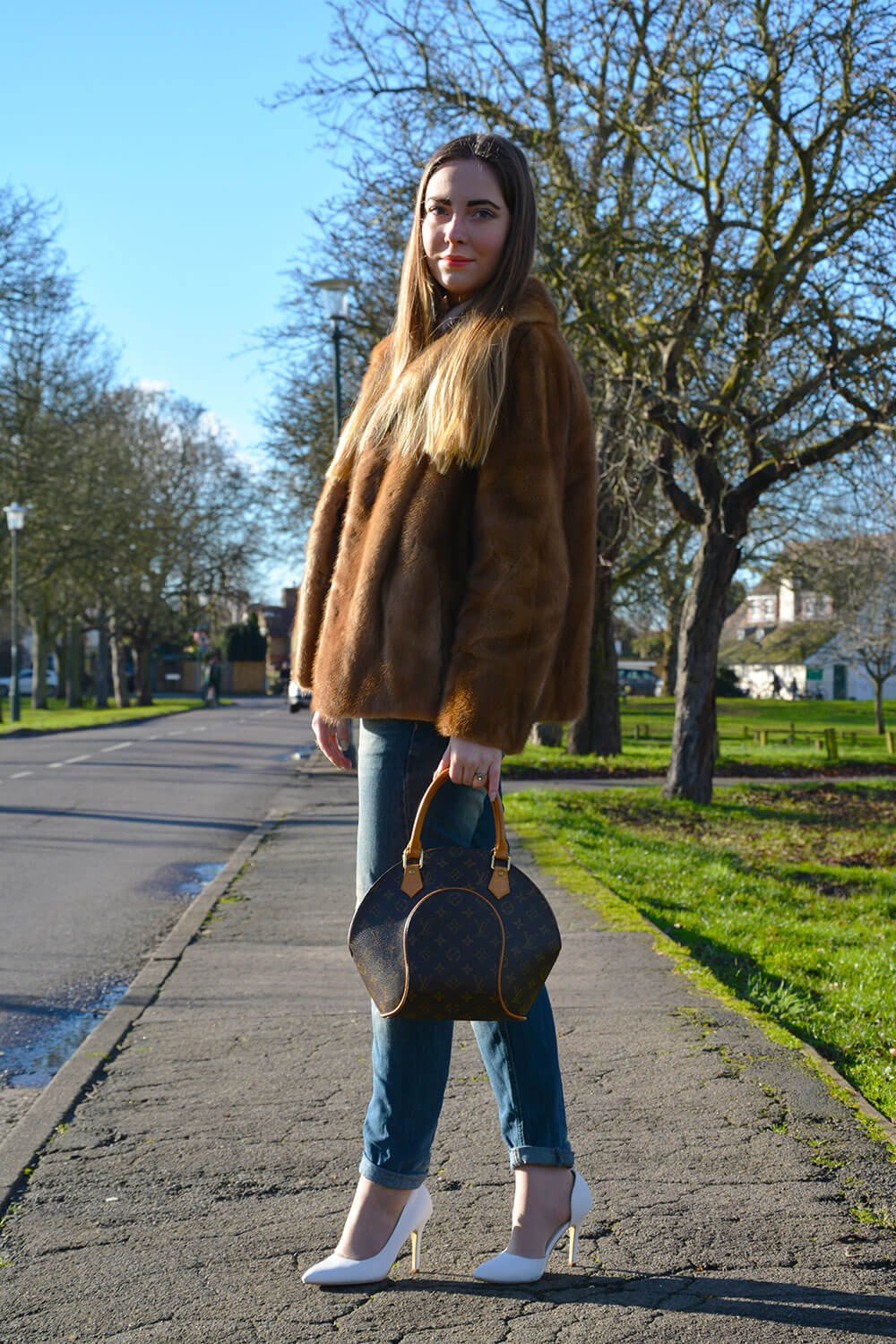  - Edita-in-Fur-coat-Carven-shirt-ASOS-denim-Boohoo-shoes-Louis-Vuitton-bag-Vintage-earrings-3