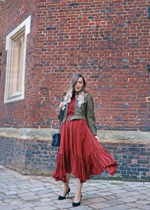 fashion blogger wearing ghost london and silver and carnelian jewellery