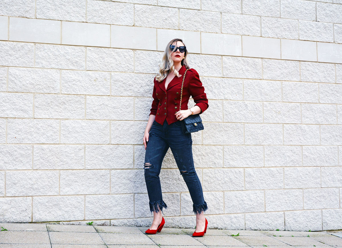 fashion blogger red blazer