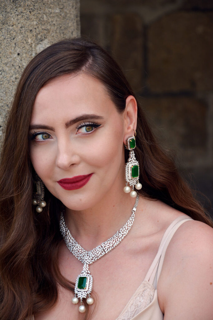 Dopamine Dressing and the Psychology of Jewellery