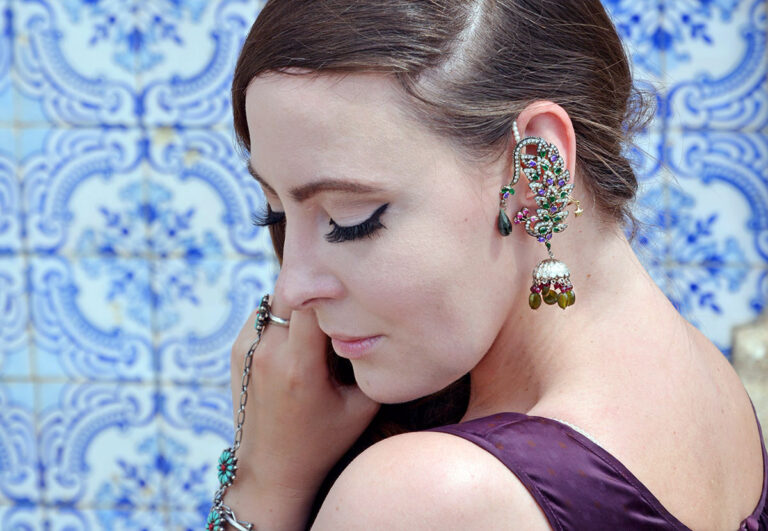 Ear cuffs, ear climbers history