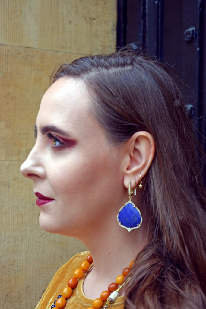 The Curse of the Koh-i-Noor Diamond - Influencer in Traditional Indian Jewellery at Tower of London